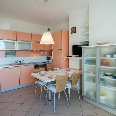 Aparthotel Oasi 225